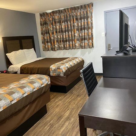 Hillside Motel Glen Mills Екстер'єр фото